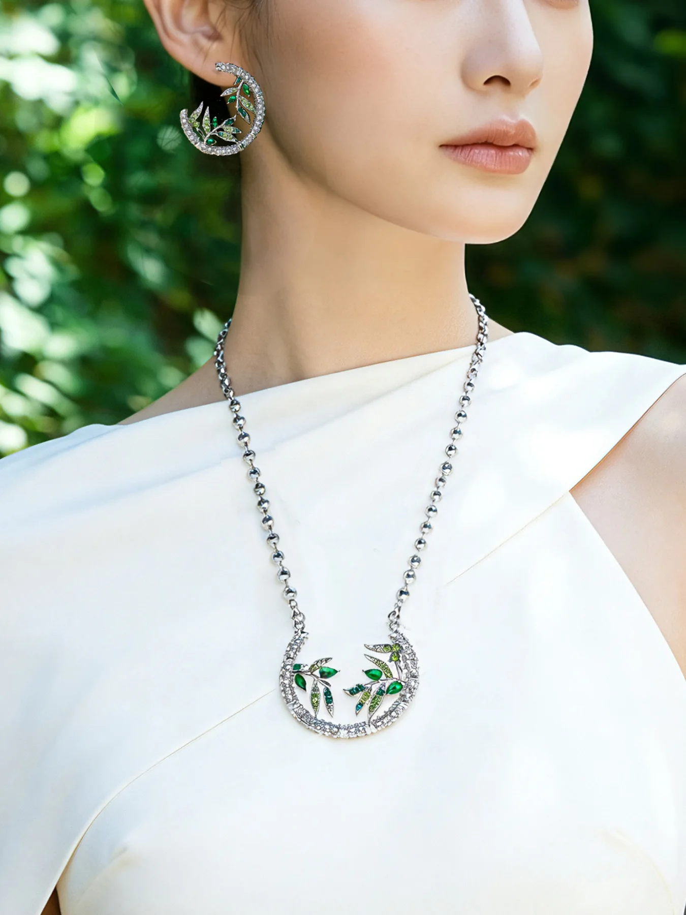 European Vintage Botanical Crystal Jewelry Set, Open Hoop Earrings & Matching Necklace for Elegant Banquet Occasions