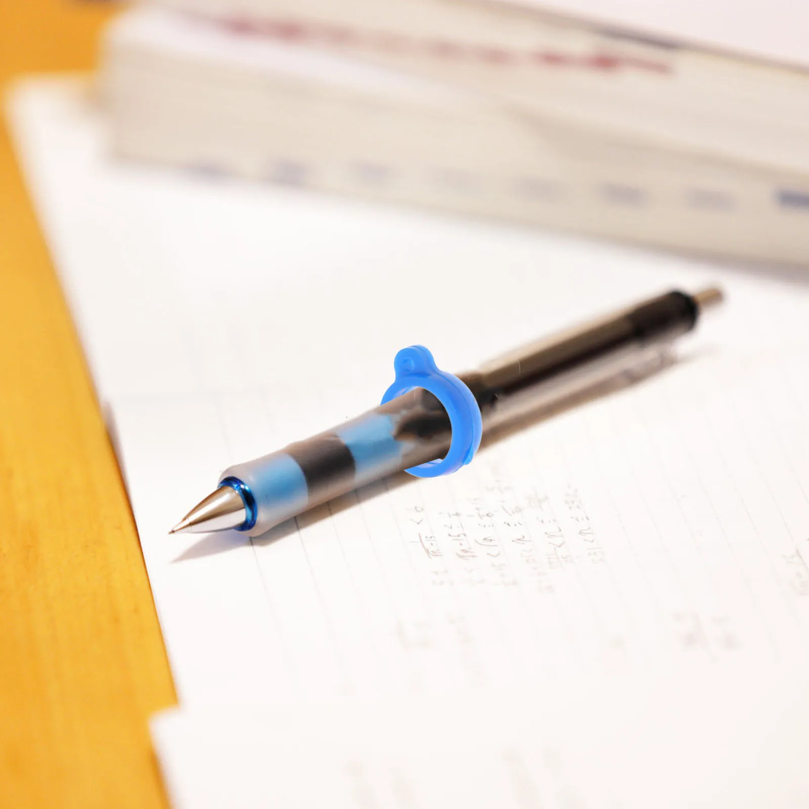 

50Pcs Silicone Anti-Lost Rings Adjustable Necklaces Lanyard Replacement Kits for Keys Pens Daily Office Use Ring Tightener