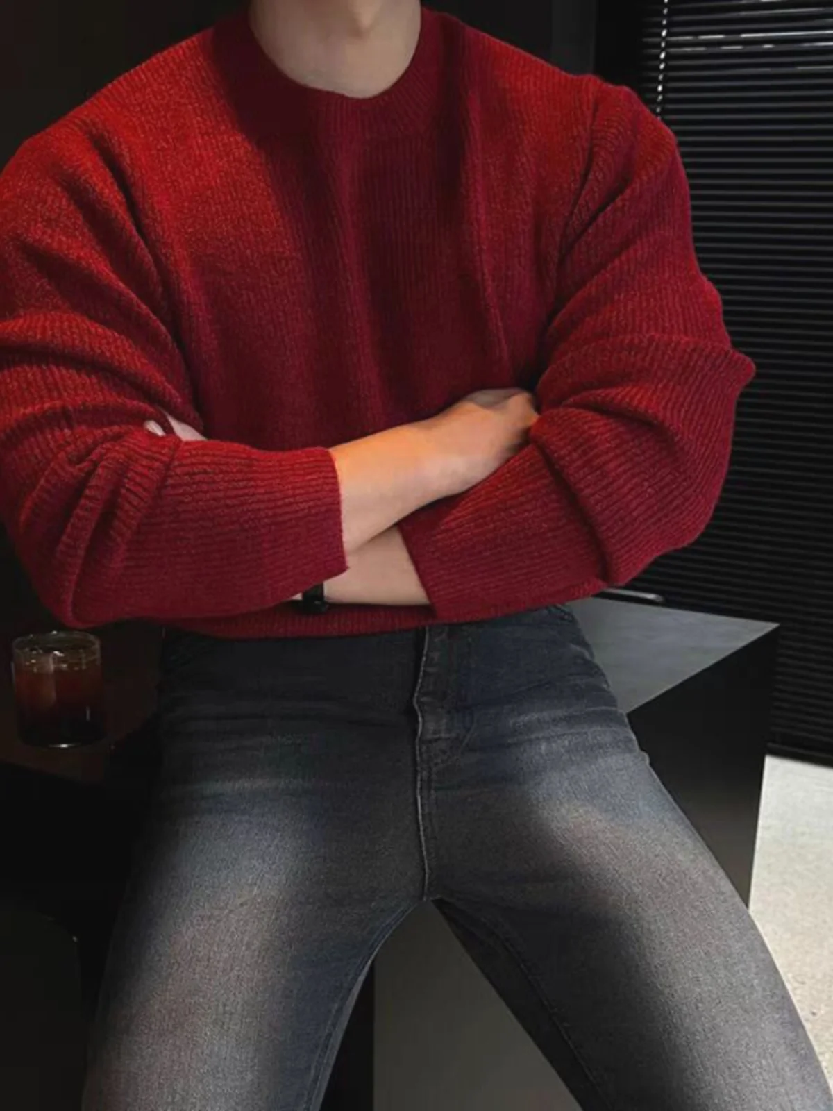 

Красный вязаный свитер-поло с коротким воротником из шерсти, облегающий, в европейском стиле, для повседневной носки, для молодых мужчин