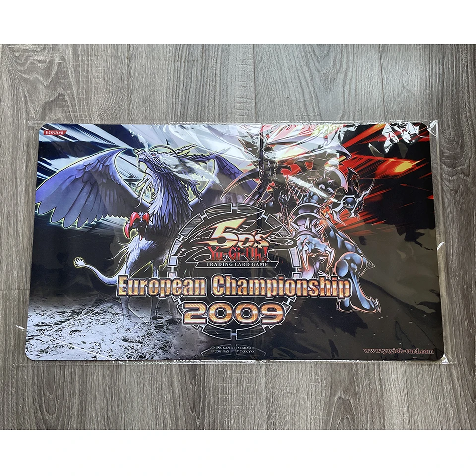 遊戯王　ダークアームドドラゴン　ハーフプレイマット Amazon.co.jp: 遊 戯 王 公式 プレイマット ダークアームドドラゴン