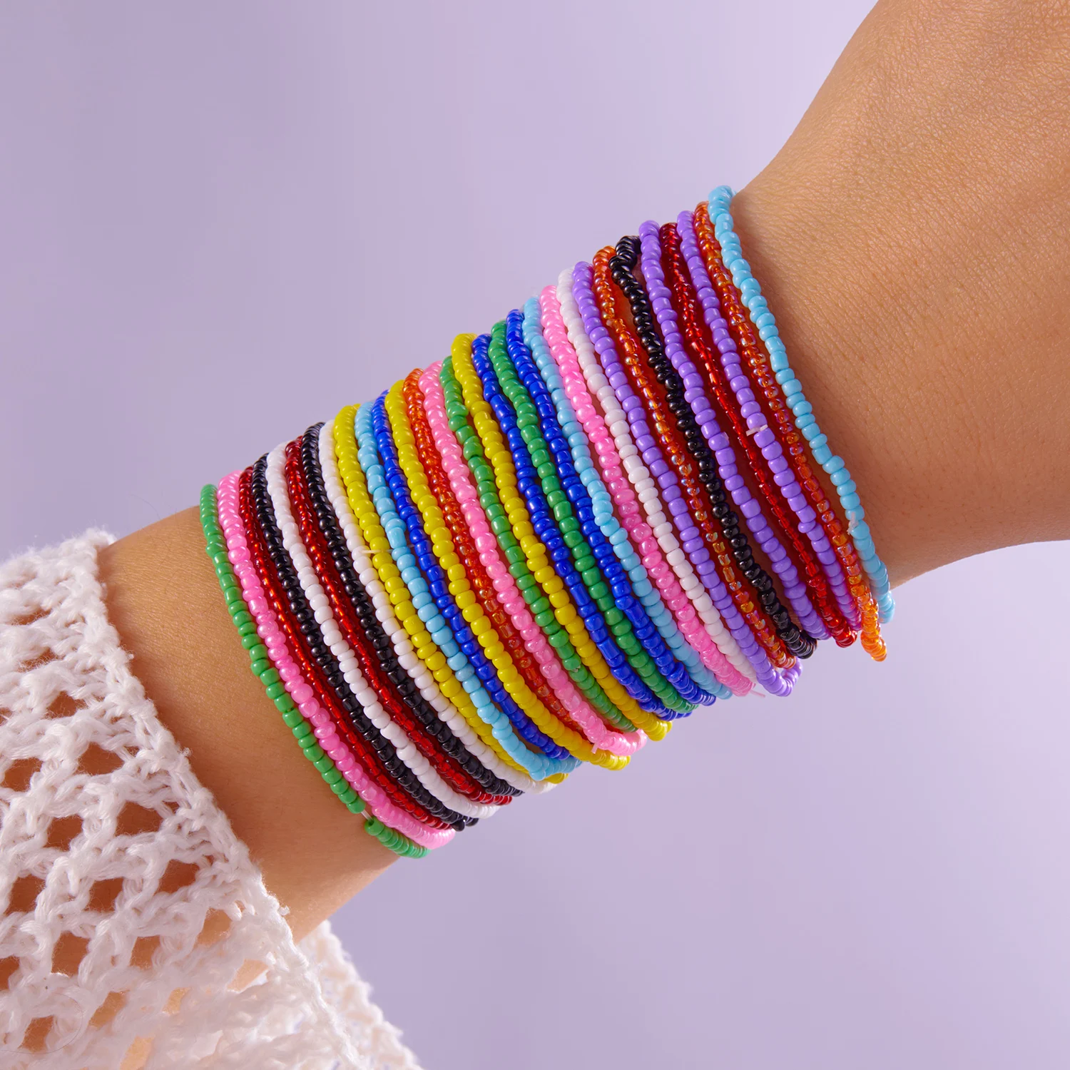 Böhmisches Perlenarmband-Set für Frauen, bunt, dehnbar, Reisperlen, Kettenarmreif, stapelbarer Schmuck, Sommer- und Strandgeschenk – Detail 7