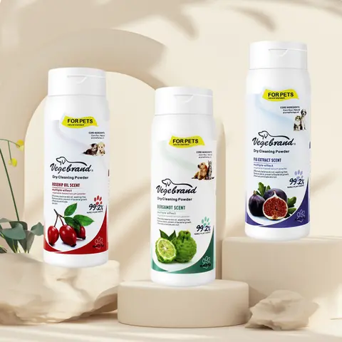 개와 고양이를 위한 150g 애완동물 드라이 샴푸 파우더 - 물 없는 청소 및 냄새 제거 - 식물 기반 애완동물 목욕 파우더