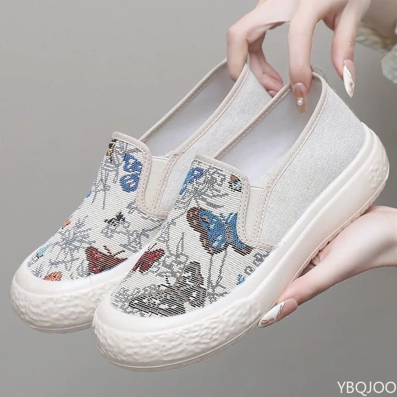 Large Size Spring Fashion Breathable Lightweight Casual Comfortable Women's Shoes Versatile Flat Bottom Women's Canvas Shoes