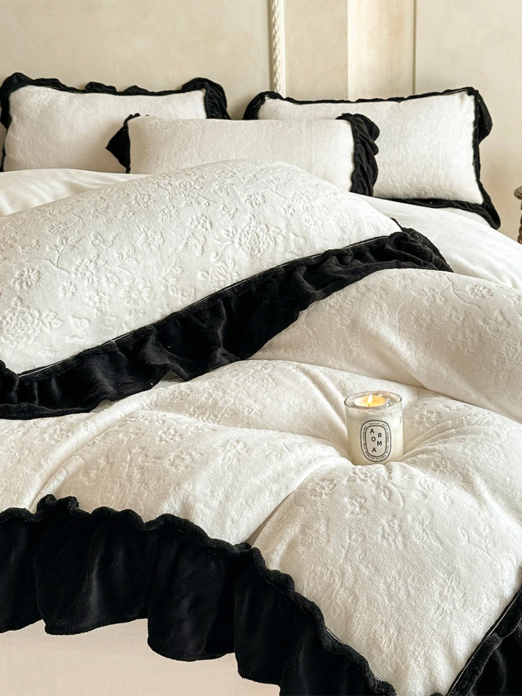 Double-Sided Milk Velvet Bedding Set Floral Carving Lace  Bedding Cover Warm Bed Canopy Style French Style Quilt Coverlet