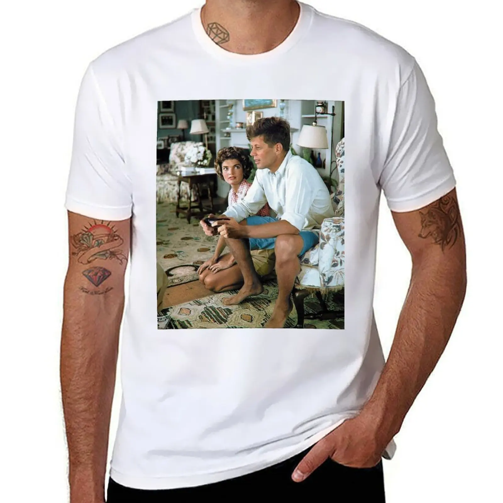 

JFK playing PS4 T-Shirt t shirts for man pack cotton man t shirts graphic T-Shirt