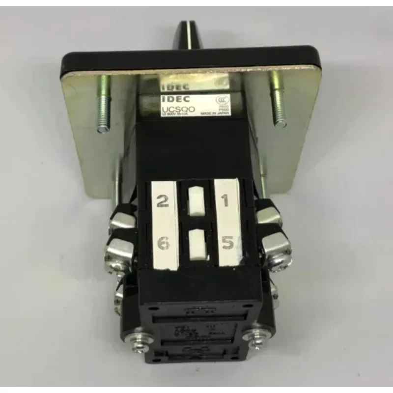 2026.4 IDEC Genuine And Spring UCSQO-234RR-S2B-C2006 Cam Switch Changeover Switch Self-reset.