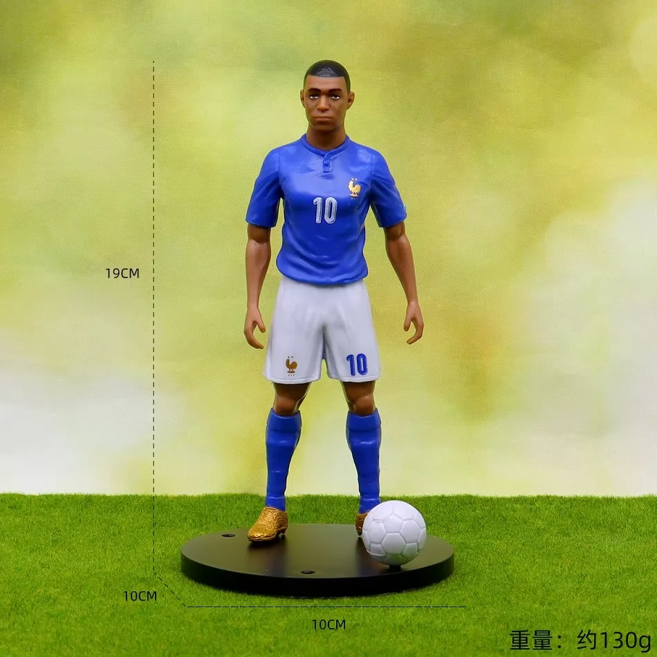 2026 Neue 18cm Fußballstar C.Ronaldo Messi Mbappe Modellpuppen Cartoon Niedliche Actionfiguren Auto-Accessoires Fußballfan-Geschenke