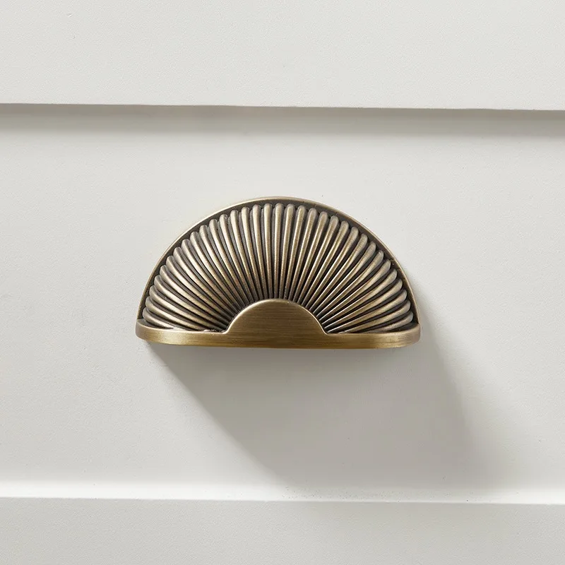 1PC   Brass Retro European Style Handle Modern Light Luxury Shell Antique Bronze Drawer Cabinet Wine Cabinet Small Handle