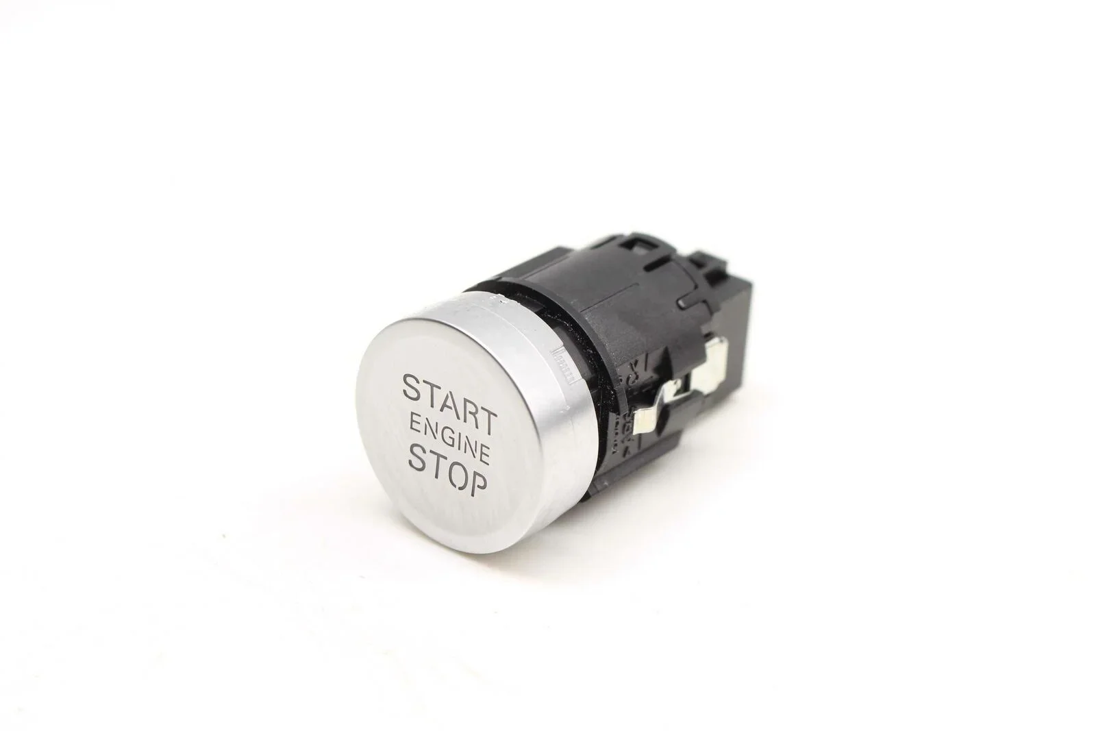 

Engine Start Stop Switch Button For Audi Q3 2012-2018 RSQ3 2014-2018 8U0905217A