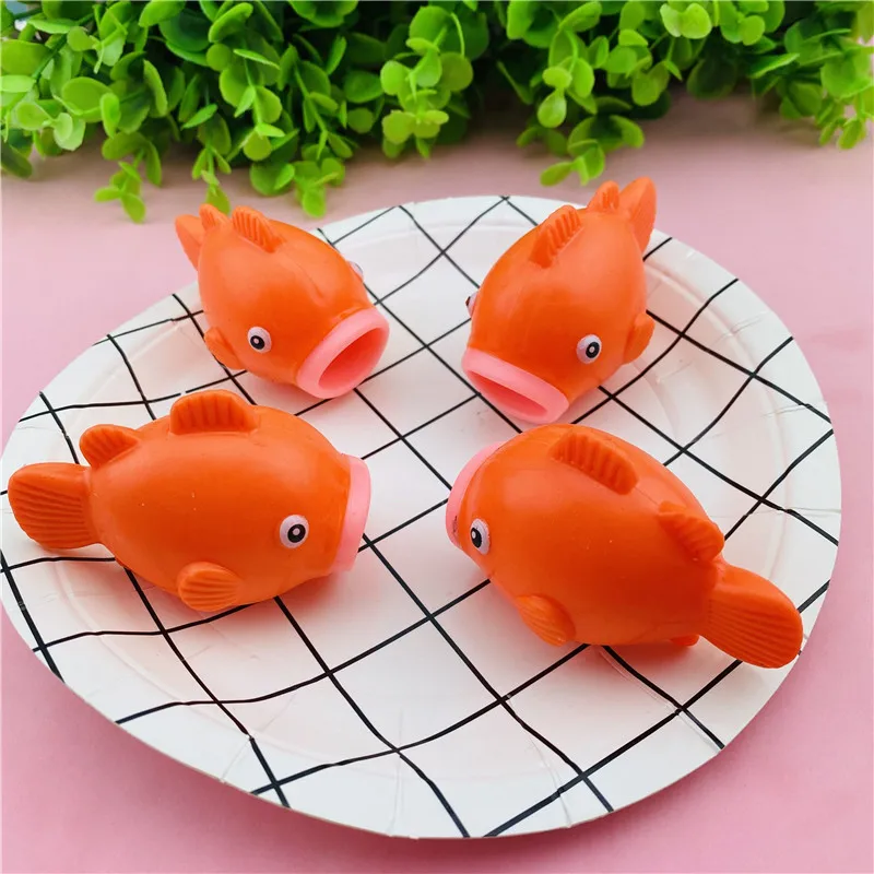 Cartoon Cute Squeeze Tongue Out Small Goldfish Toy Kids Stress Relief Toys Creative Goldfish Tongue Out  Pinch Music Fidget Toy