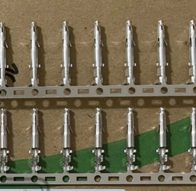 6000/lot SLF-01T-P1.3E ELSERIES Connector 100% New and Original new
