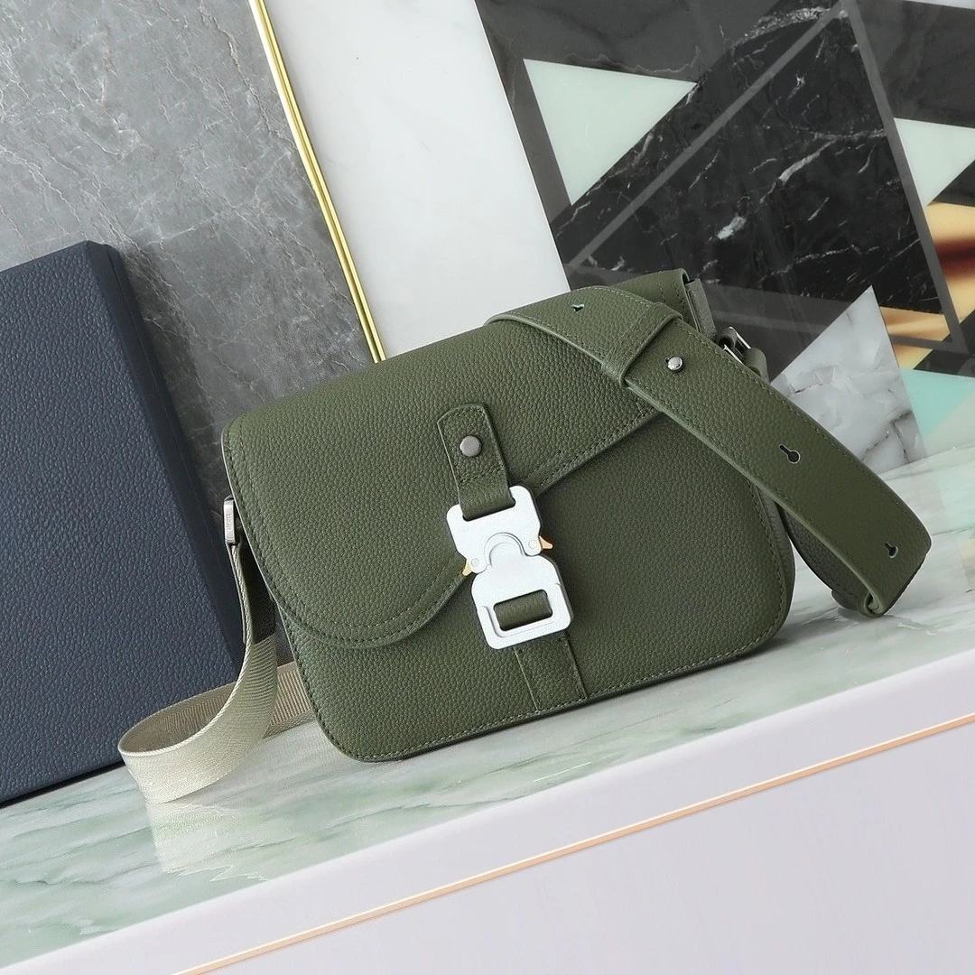 

Large Capacity Bag for Women 2025 New Luxury Designer Casual Soft Leather Commuter Bag Brand Fashion Shoulder Bag