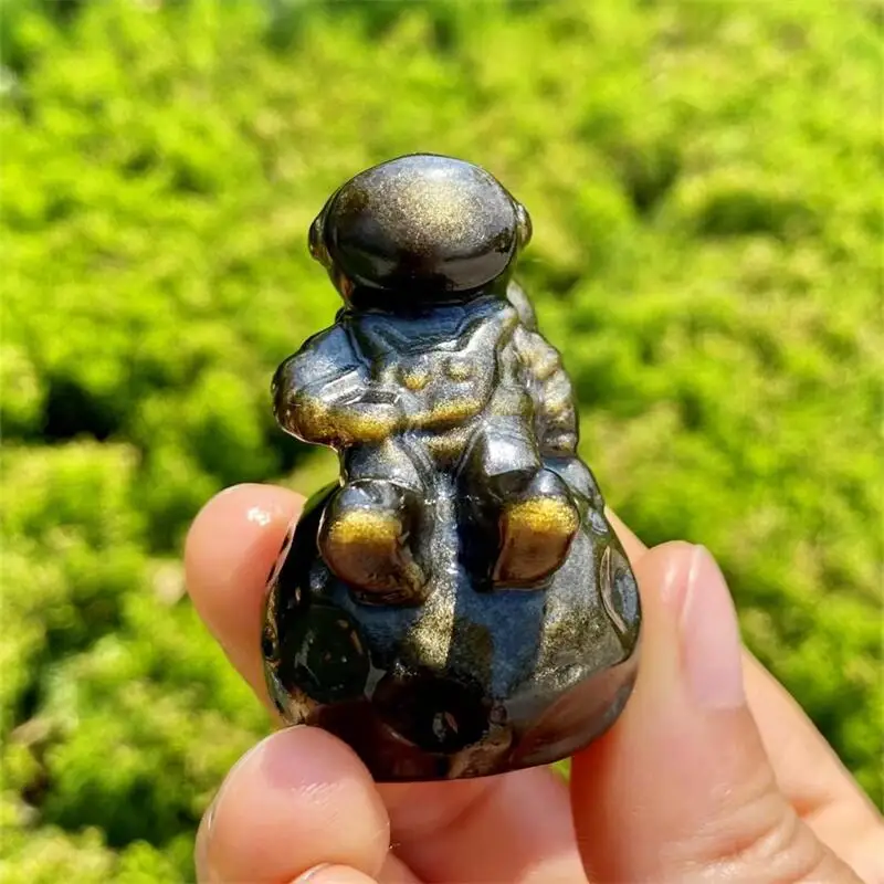 

Natural golden Obsidian Spaceman Carving Crafts Fashion Home Office Decoration Healing Fengshui Gift 1PCS