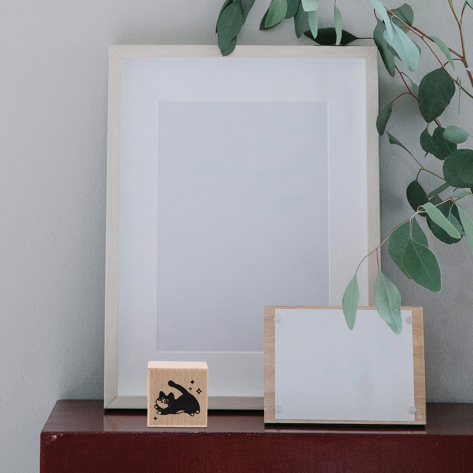 

2pcs Wooden Small Size Rubber Stamp Crafting Cards Diary Decorative Journal Sealing Handmade Portable Easy Storage for Journal