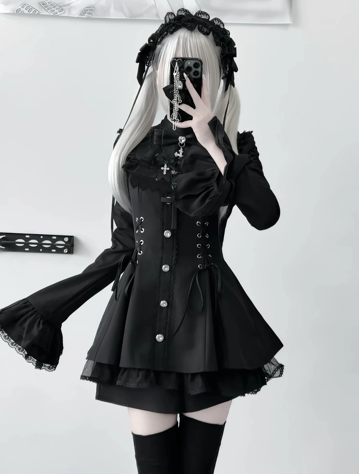 Jirai-kei Lolita gothic dress set bell sleeves with bowknots lace