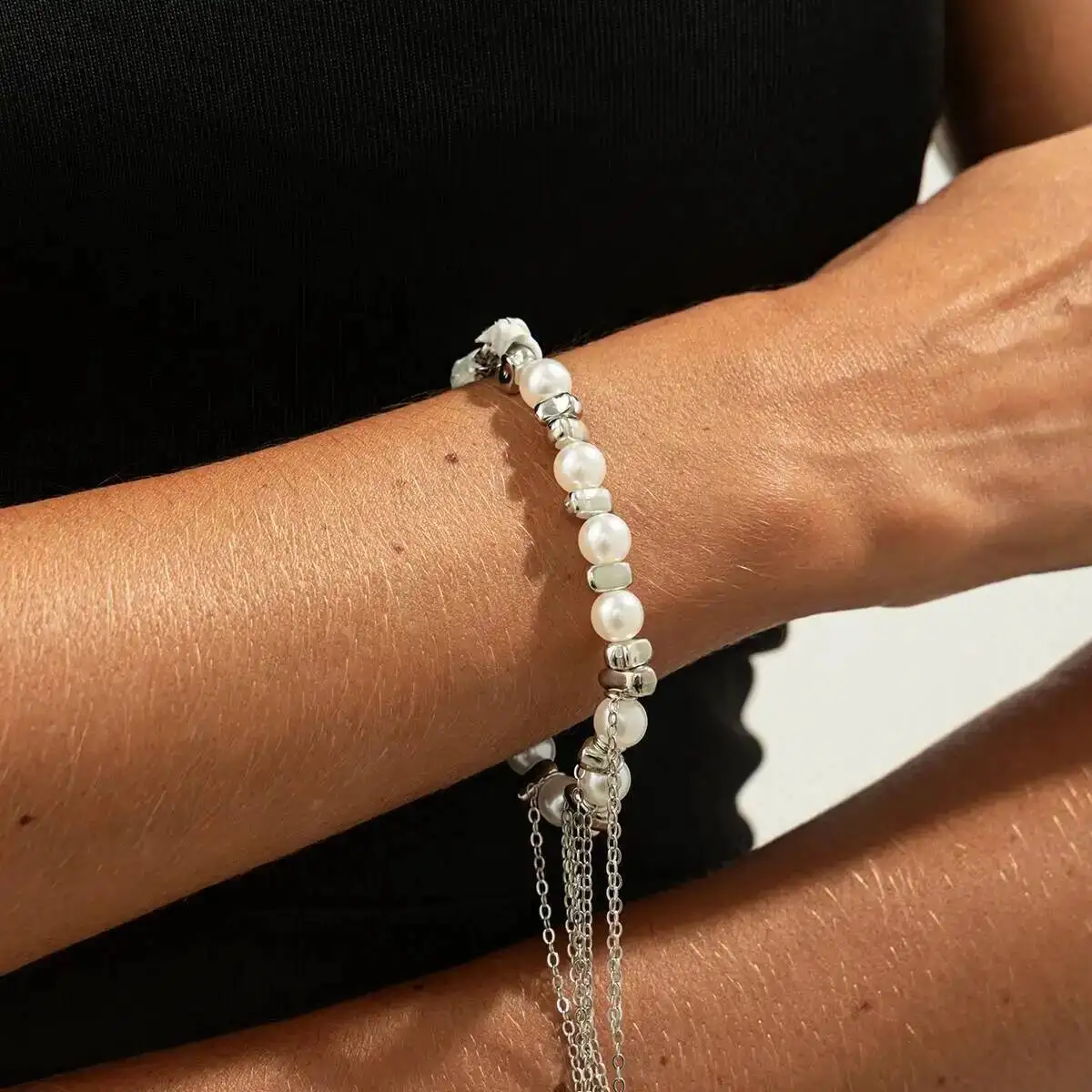 

KunJoe Elegant Imitation Pearl Bracelets for Women Bohemian Adjustable Metal Tassel Chain Bracelet Fashion Jewelry Accessories