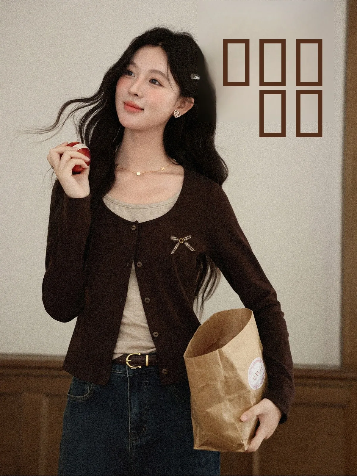 

Slim Fit Long Sve Irony T-irt for Women in Coffee Color with oulder Design Autumn Season Faion Casual round Ne Top