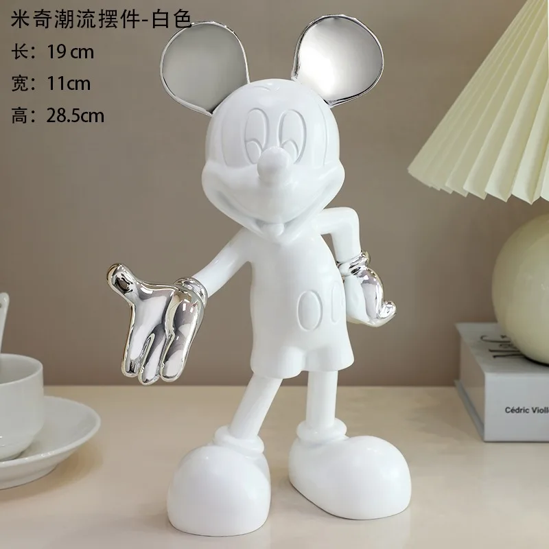 High-end hanging foot doll ornament creative living room entrance wine cabinet TV cabinet high-end soft decoration