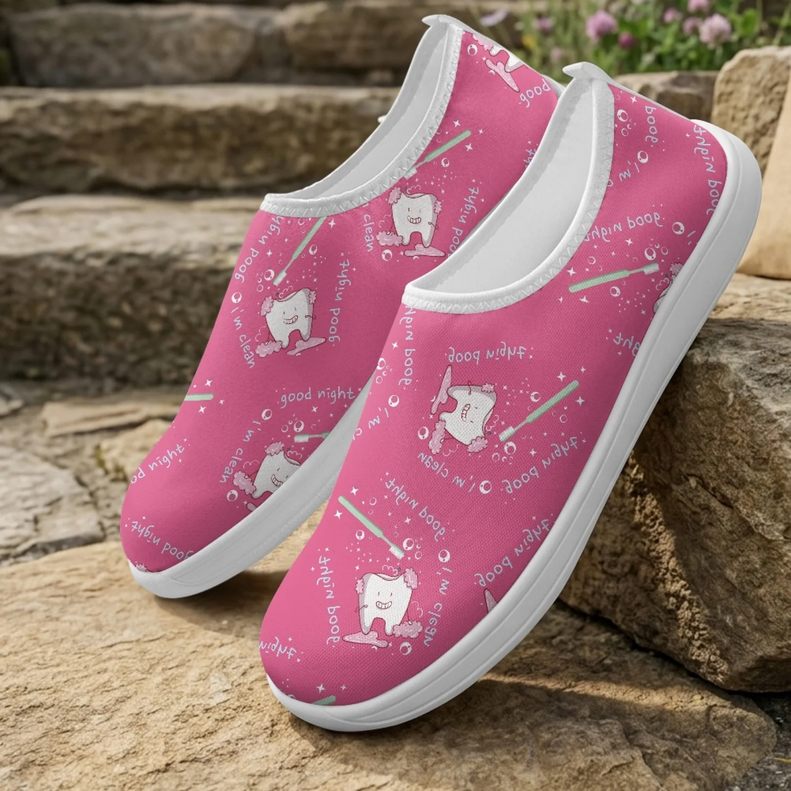 XIXIRIMIDO Slip-on Wide-toed Shoe Nurse Shoes Men's Sneakers and Casual Shoes Zapatillas de Mujer Tenis Feminino Tooth Doctor