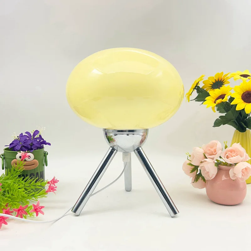 

Высококачественные светильники в скандинавском стиле Ins, роскошные простые и романтические настольные лампы, регулируемая яркость, окружающие торшеры