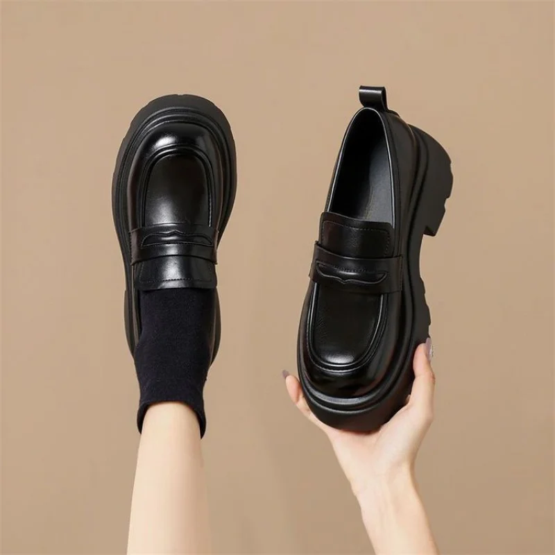 Mocasines de mujer estilo hada impermeables de suela gruesa de color sólido: zapatos retro sin cordones que realzan la altura, dulces, lindos y livianos