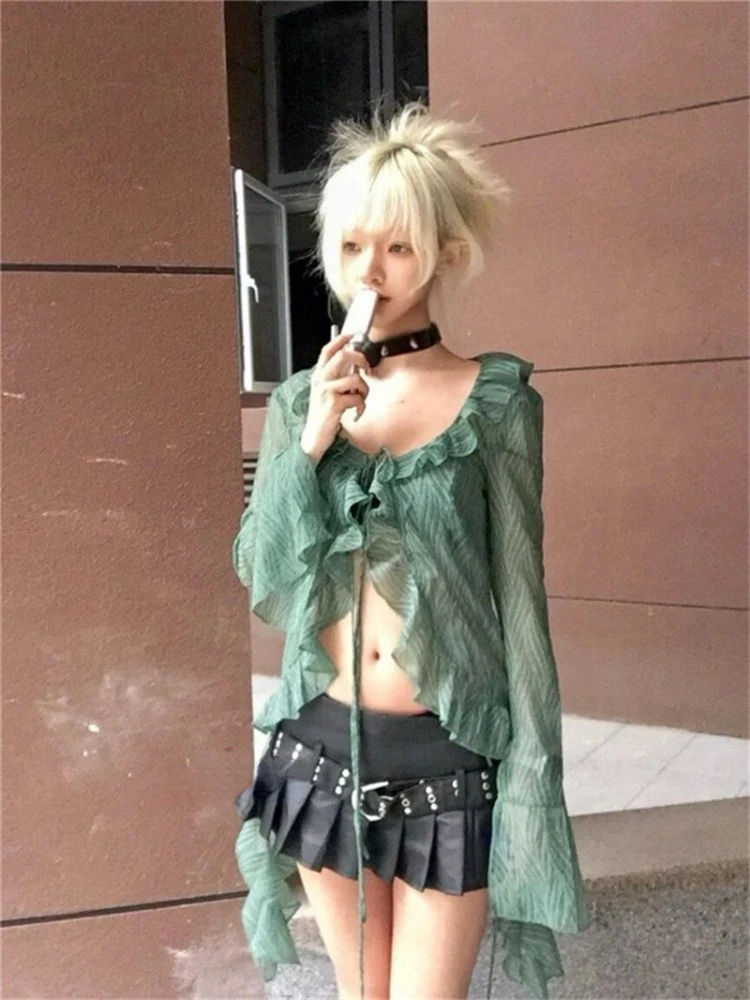 Japanische y2k Spitze Hemd Vintage 1920er Jahre Stil Rüschen Blusen Grunge Ästhetik unregelmäßige grüne Hemden Retro 90er Jahre sexy Strickjacke