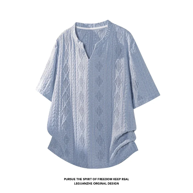 Men Diamond Hollow Jacquard Short Sleeve T‑Shirt Notched V Neck Curved Hem Loose Fit Casual Pullover Top