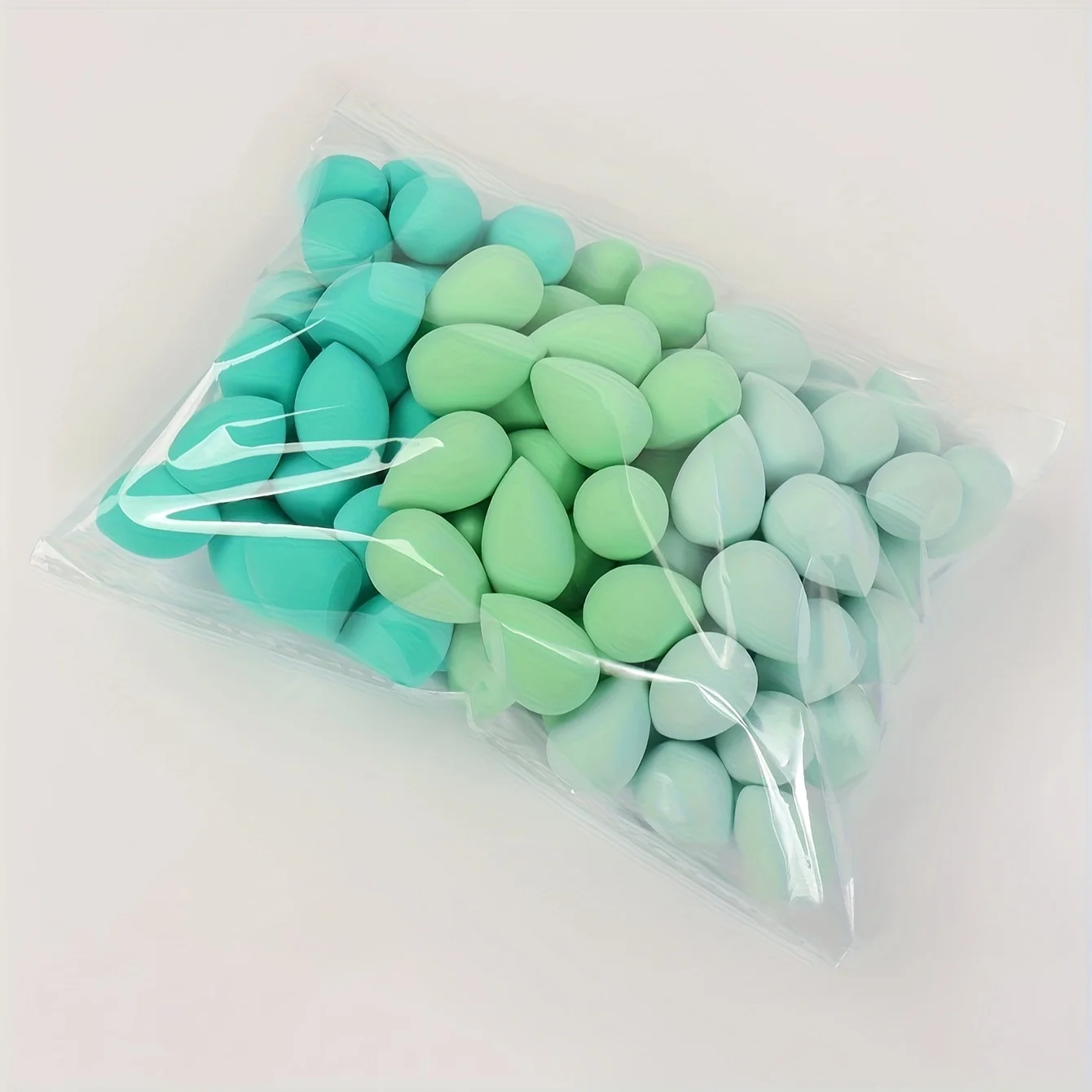 Set mini spugnette per trucco da 50 pezzi: miscelazione impeccabile del fondotinta per liquidi, a doppio uso bagnato/secco per tutti i tipi di pelle