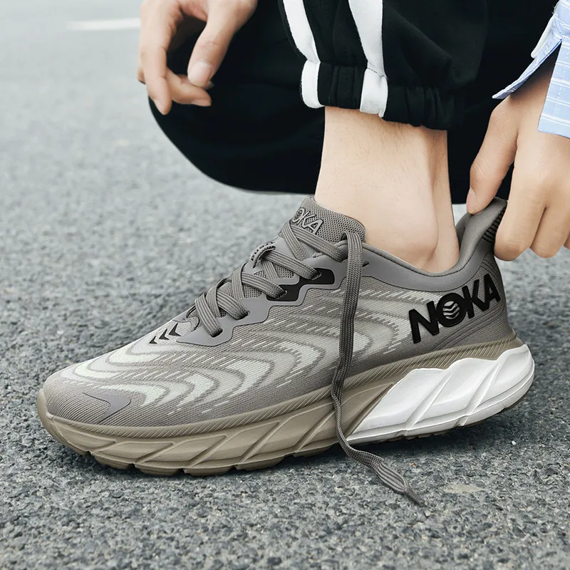 

New mesh breathable shock absorbing running shoes ultra-light soft sole trend rebound lace-up casual sneakers for men