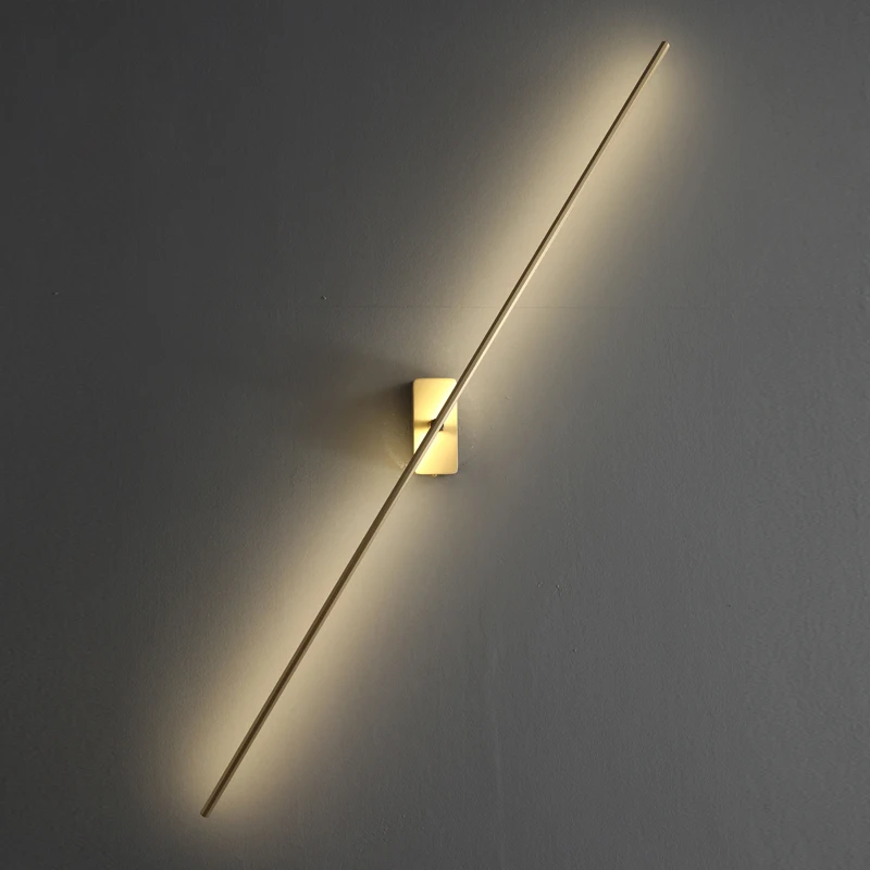 Lámpara de pared de Decoración Led Simple posmoderna, luces giratorias de lujo, arte nórdico de cobre, sala de estar, dormitorio, mesita de noche, pasillo y escalera