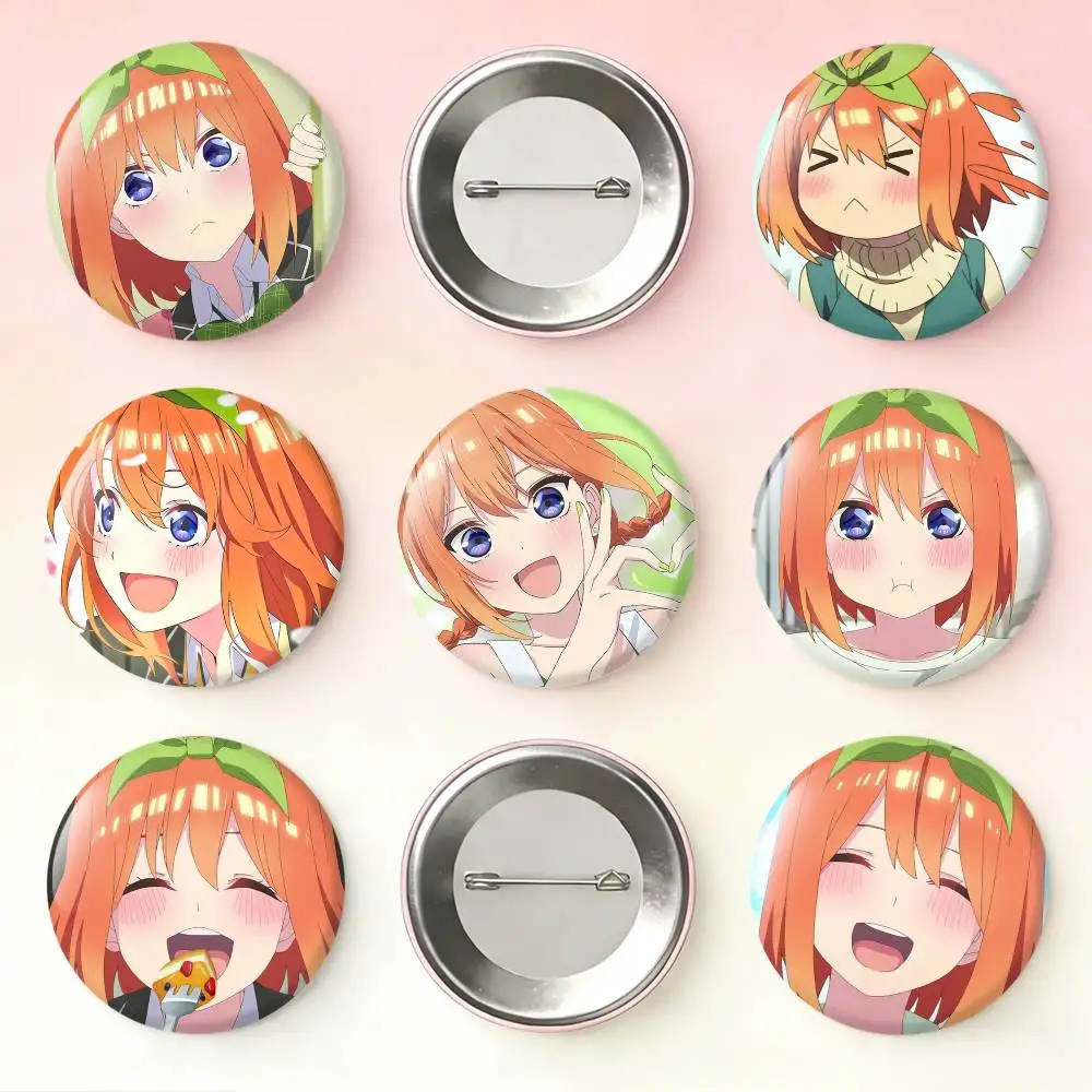 

Y-Yotsuba N-Nakano Laser Badge Creative Pins Brooch for Bag Clothes Hat Decor Gifts Fans Collect
