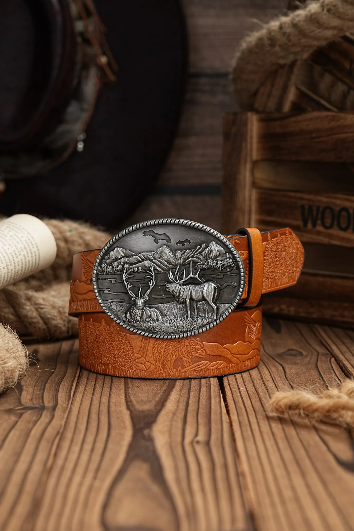 Ein lässiger, individueller und Retro-Gürtel, Kleidungsaccessoire im Western-Stil, Metallschnalle, PU-Gürtel, geeignet für Männer und Frauen. – Detail 5