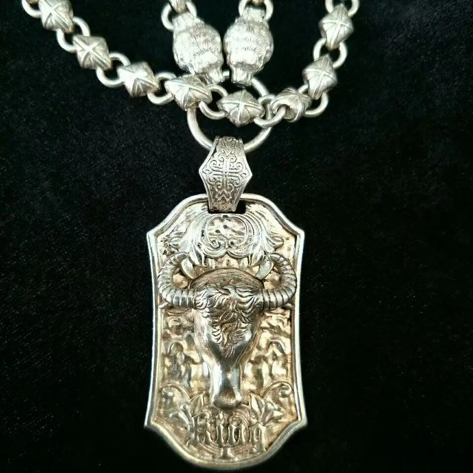 2026 jewelry necklace, Nepalese craftsmanship, purely handmade, bull king beast brand, Seiko inlaid with gold ethnic style