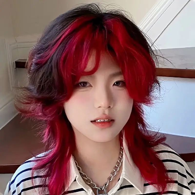 Peluca completa de estilo japonés unisex, muleta de corte de lobo natural esponjoso con rayas rojas para uso diario Cosplay