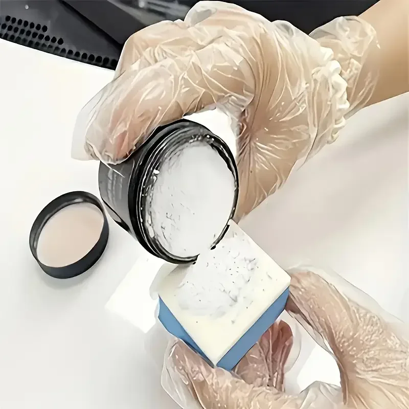 Glass polishing powder, specially designed to repair scratches,enhance clarity,is ideal for vehicle windows,household glass