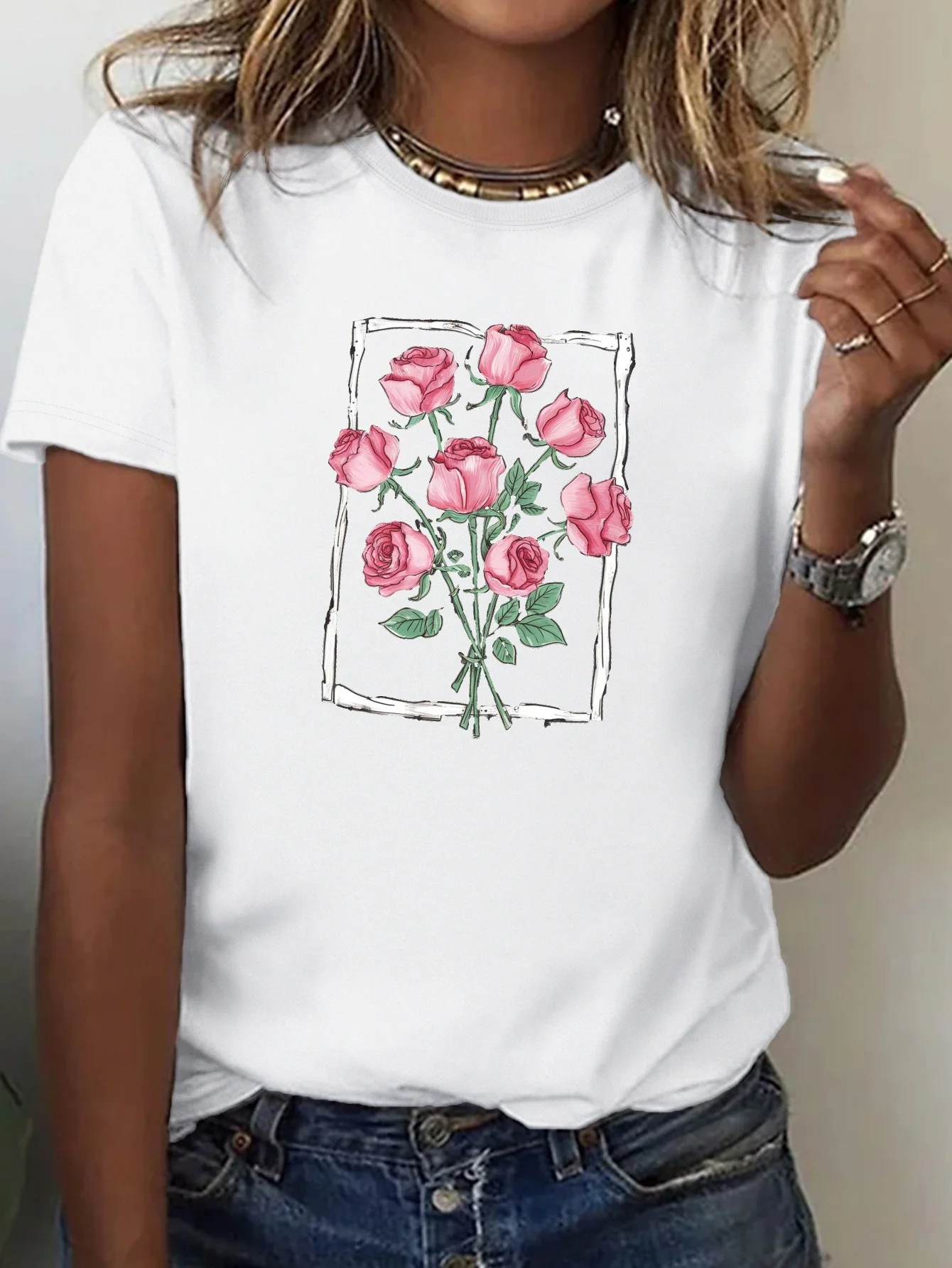 

Vibrant Rose Bouquet Women'S T-Shirt Comfort Fit Harajuku Short Sleeve Casual Clothing Street Tops Tees Aesthetic Clothes