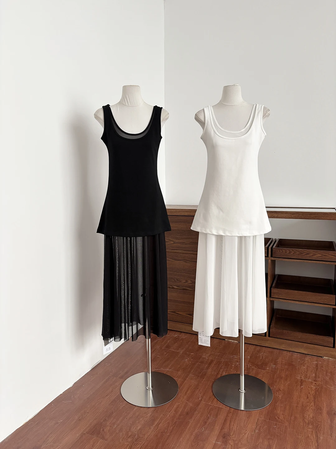 

Korean Style Sleeveless Vest Mesh Cover up Dress Two Piece Set Women Summer High End Feel Pure Color Fashion Ensemble