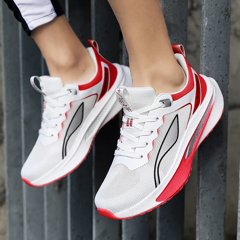 Running Shoes Men Lightweight Mesh Anti-slip Wear-resistant Casual Shoes Men Sports Breathable Lightweight Training Shoes Men
