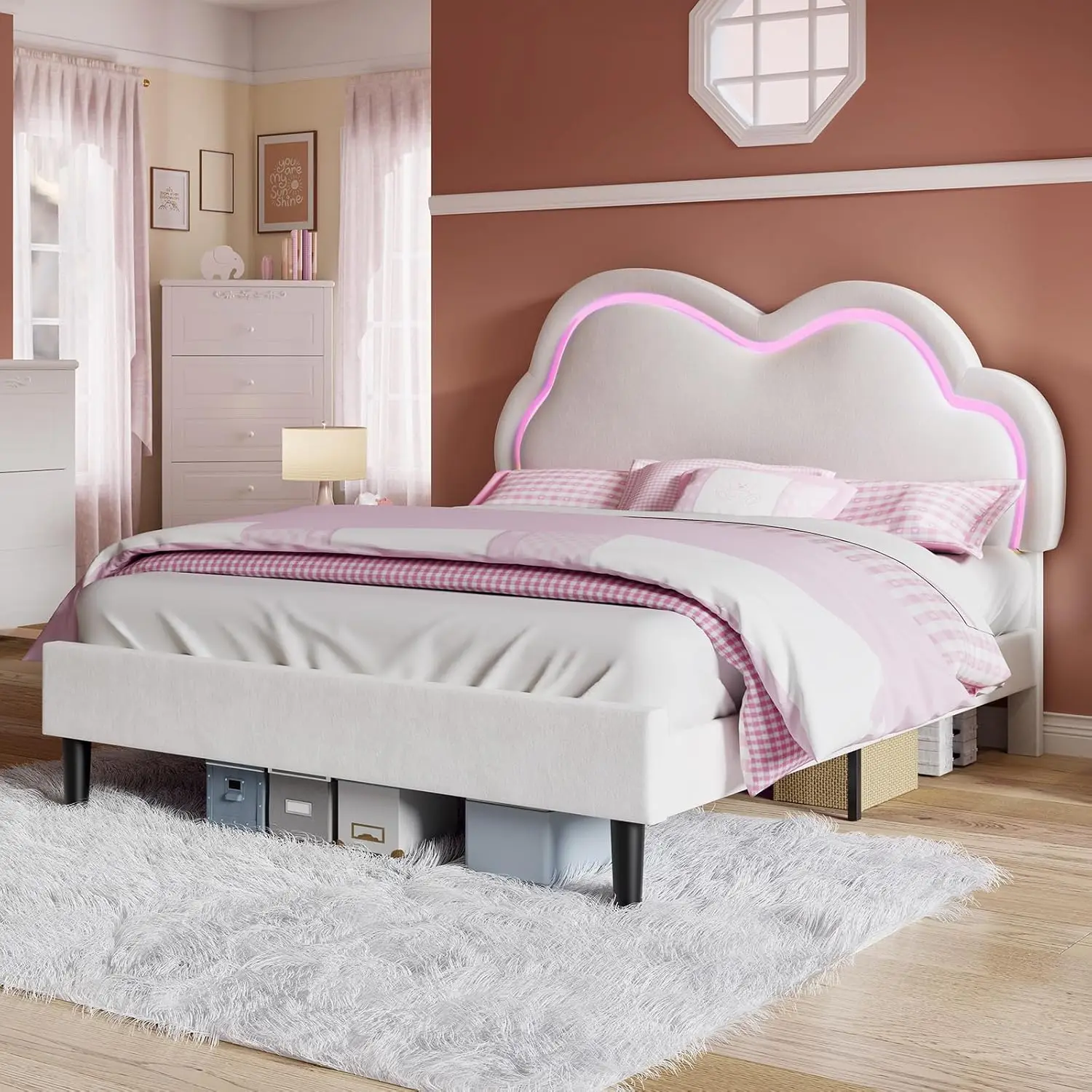 Full Upholstered Le…