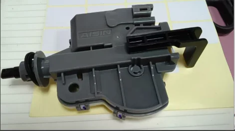 For Toyota 18-23 C-HR Gas Tank Outer Cover Locks