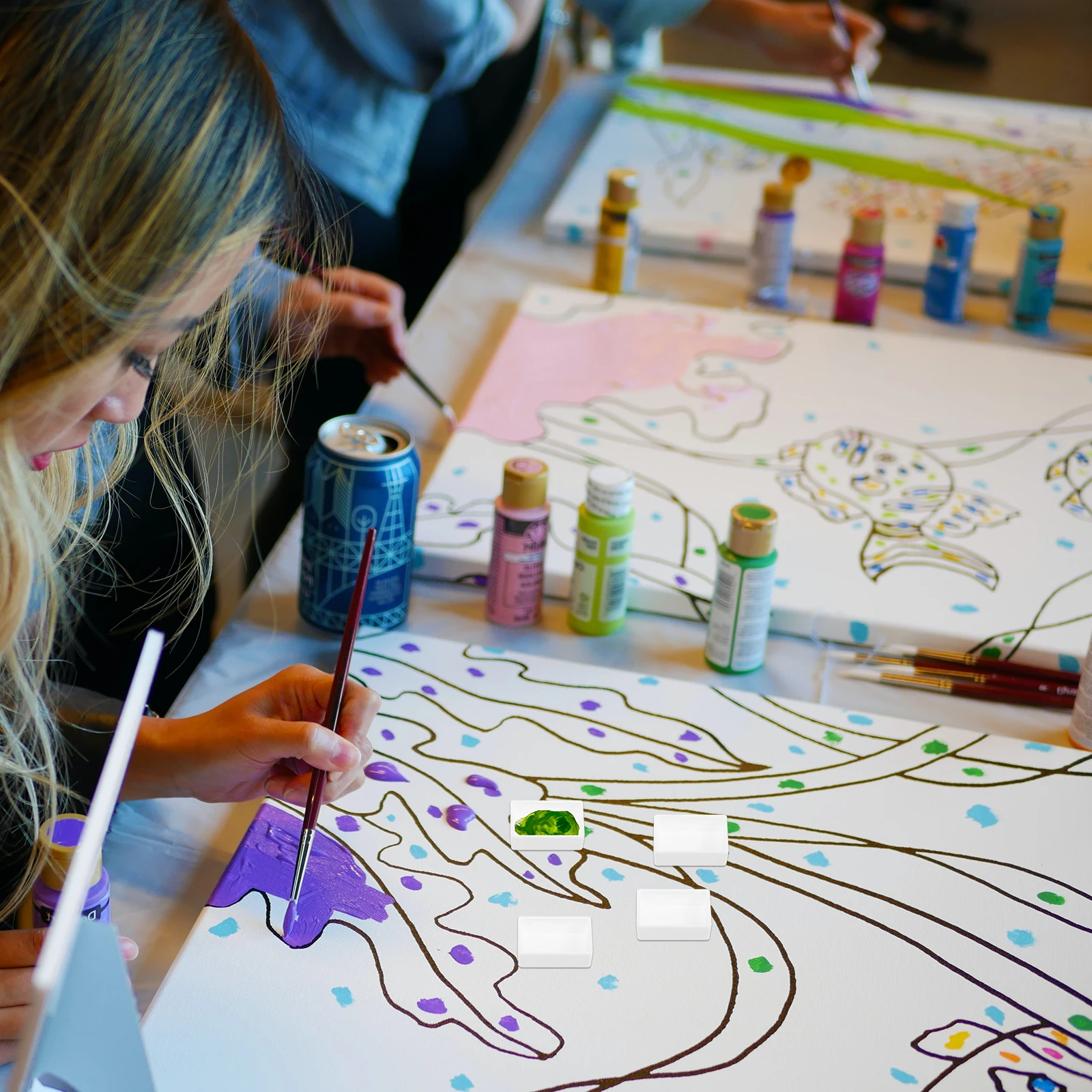 

24pcs Empty Paint Half Pans For Diy Watercolor Storage Small Silicone Palette Tray Organized Mixing Container Portable Art