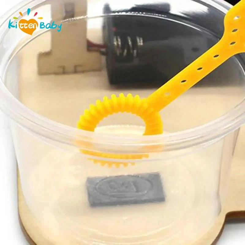 1 Set Early Learning Toy Technology Wooden DIY Hand Cranked Bubble Machine Toy For Kids Science Experiment Teaching Aids