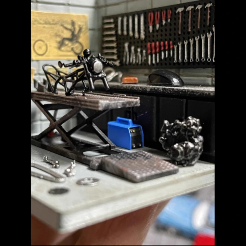 Diorama 1/64 Welding Machine Model Modification Garage Repair Accessories DIY Scene Collocation 1:64 Resin Miniature Figure