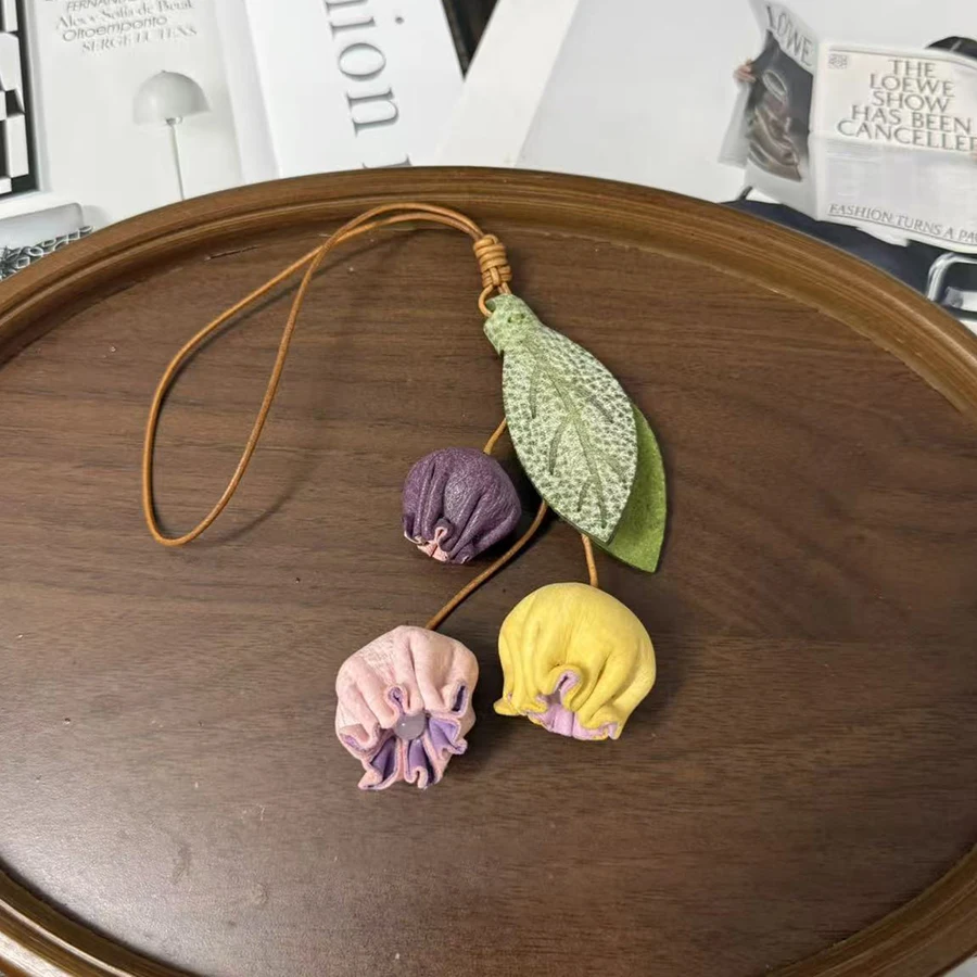 Fashion Cow Leather Bellflower Bag Charm Personalized Creativity Bag Pendant Minimalist Ornament Cute Flower Bag Charm