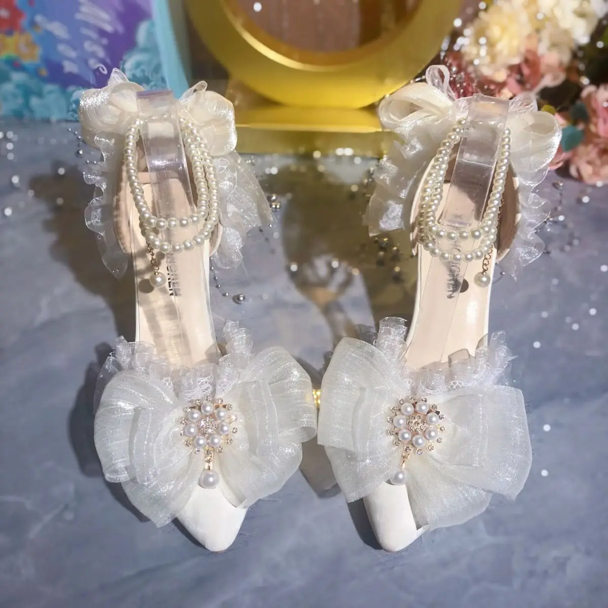 Elegant Womens Dress Shoes White Lolita Mary Jane Shoes Woman 2024 Luxury Designer Pearl Lolita Sandals Sling Back Heels Women