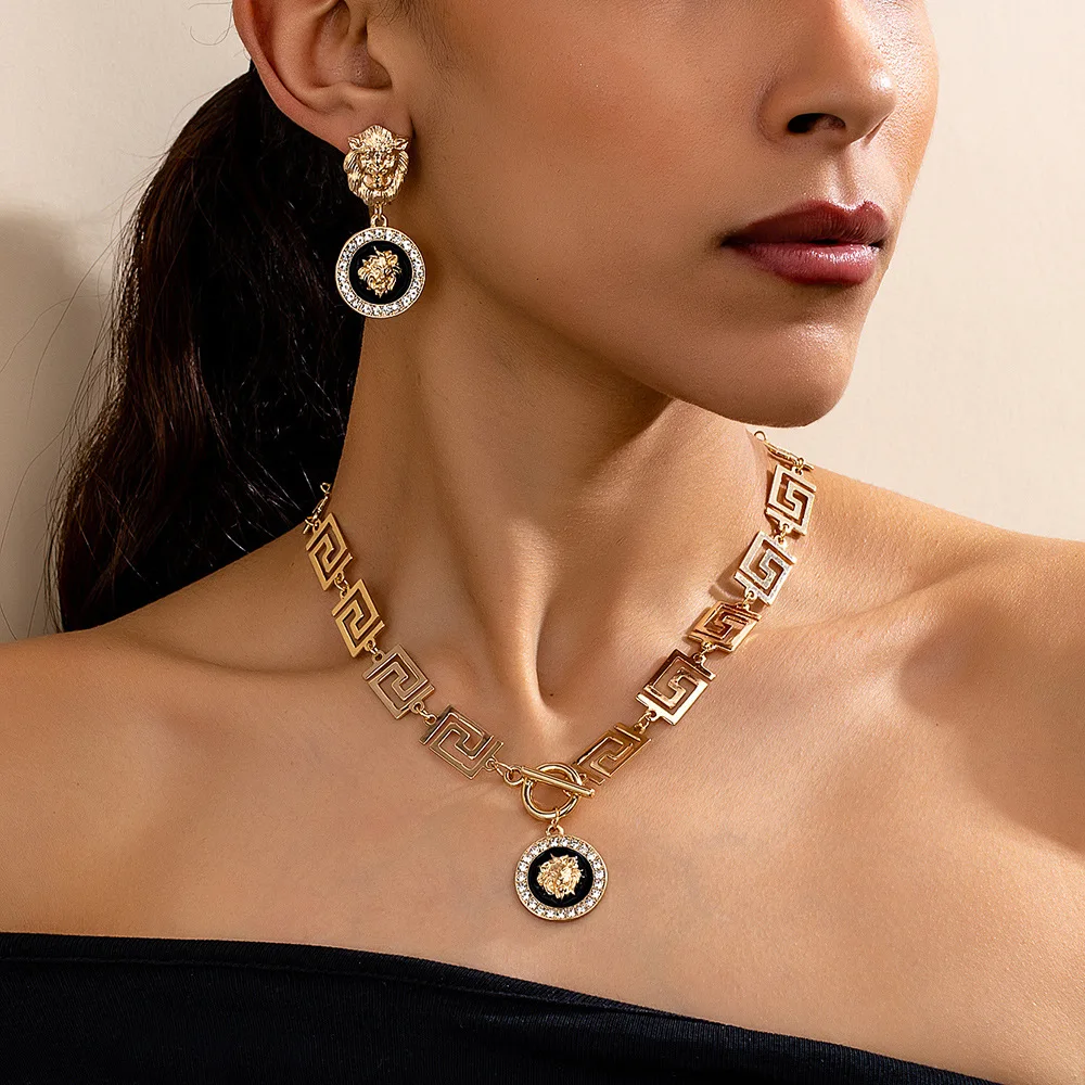 

Fashion Lion Head Luxury Jewelry Set for Women Punk Party Hip Hop Style Hollow Out Chains Wholesale Trendy Accessories Charm