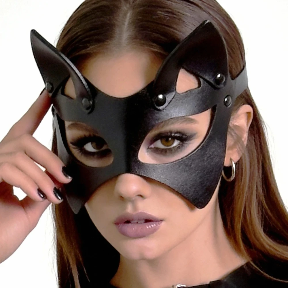 Women's Trendy PU Leather Mask Gothic Punk Y2K Half Face Mask Adjustable Exotic Decortive Mask for Couple Party & Role Play Gift view 2
