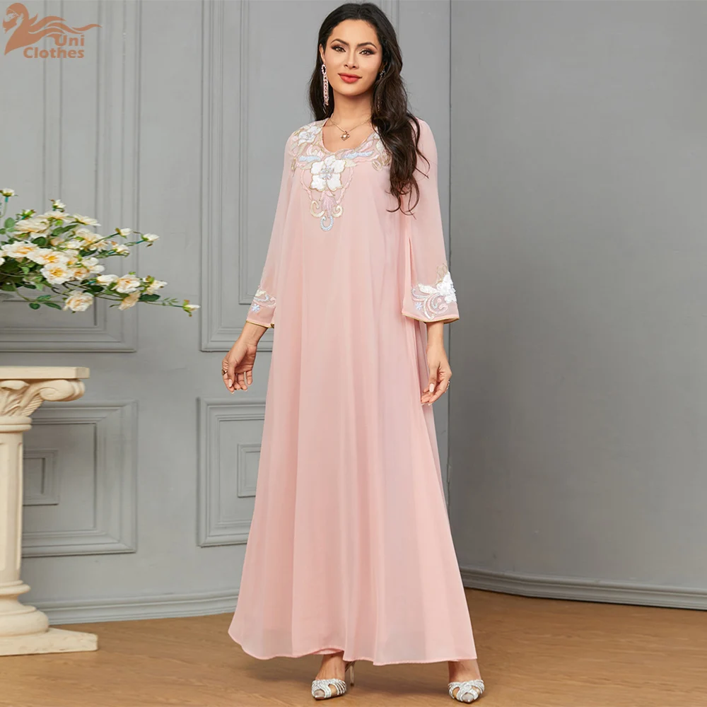 Fashion Mulsim Woman Long Dresses V-Neck Appliques A-Line Loose Elegant Casual Dubai Moroccan Abayas Jalabiya 2024