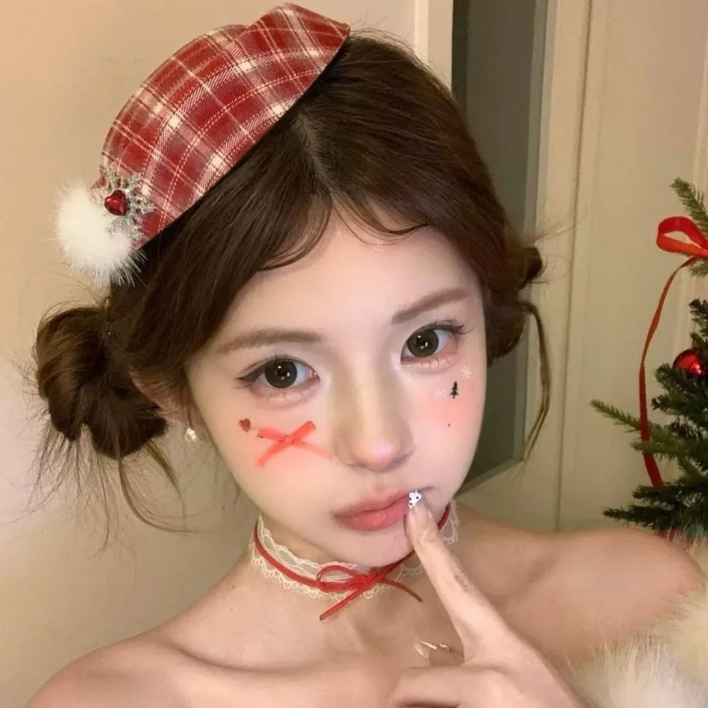 Doux glamour béret Fedoras chapeau pince à cheveux noeud rouge fascinateur chapeau épingle à cheveux atmosphérique Pom Pom chapeau haut-de-forme épingle à cheveux Occasion festive