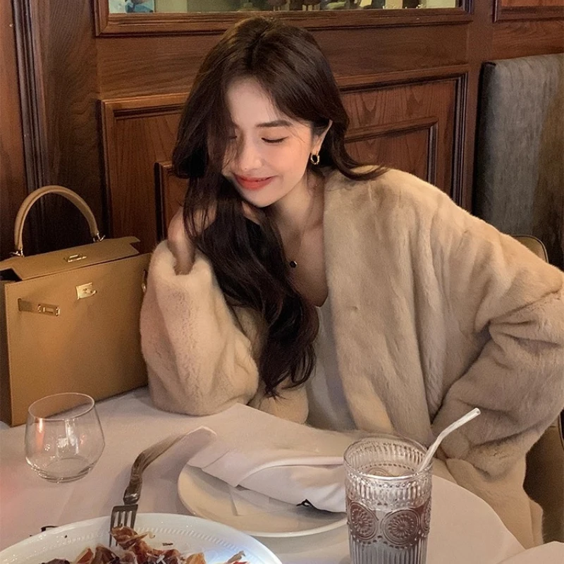 욜란페어리 리얼 벨벳 밍크 퍼 코트 고급 여성 겨울 보온 우아함 젊은 감각 패션 여성용 천연 밍크 퍼 재킷 2025